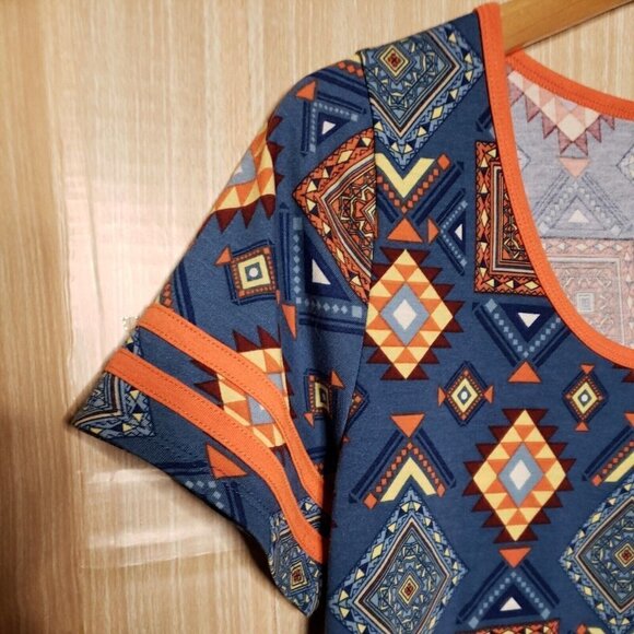 Lularoe Womens Blue Southwestern Tunic Top XS - Picture 3 of 5